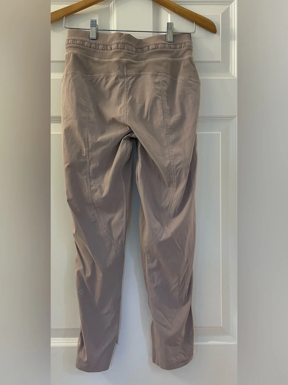 Lululemon pants - size 4